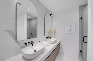 7845 Atlantic Way, Miami Beach, FL 33141 - Photo 49