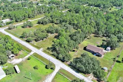 325 S Estribo St, Clewiston, FL 33440 - Photo 9