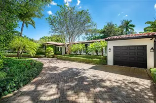 612 Catalonia Ave, Coral Gables, FL 33134 - Photo 3