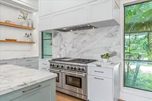 11907 SW 70th Ave, Pinecrest, FL 33156 - Photo 27