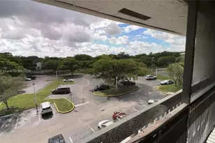 711 N Pine Island Rd, Plantation, FL 33324 - Photo 9
