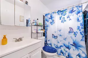 18922 SW 120th Ct, Miami, FL 33177 - Photo 9