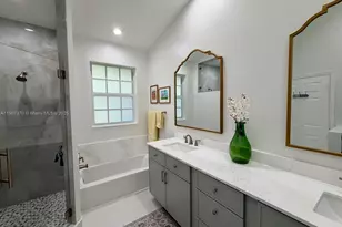 3172 Fairway Cir, Davie, FL 33328 - Photo 17