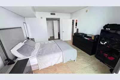 1800 N Bayshore Dr #1906, Miami, FL 33132 - Photo 17