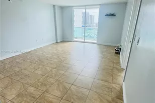1800 N Bayshore Dr, Miami, FL 33132 - Photo 15