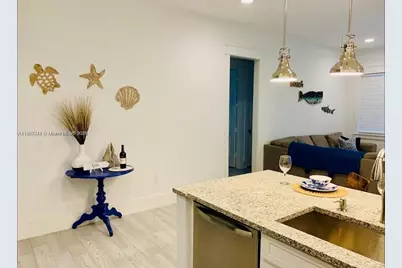 667 SW Cleveland Ave #3, Stuart, FL 34994 - Photo 9