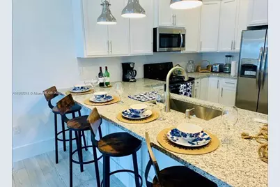 667 SW Cleveland Ave #3, Stuart, FL 34994 - Photo 7