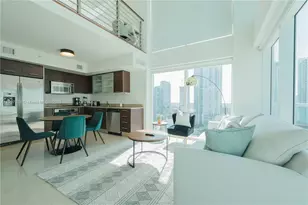 41 SE 5th St, Miami, FL 33131 - Photo 7