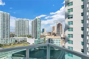 41 SE 5th St, Miami, FL 33131 - Photo 1