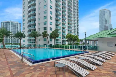 41 SE 5th St #1217, Miami, FL 33131 - Photo 21