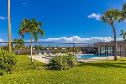 3502 Waterview Cir, Palm Springs, FL 33461 - Photo 35
