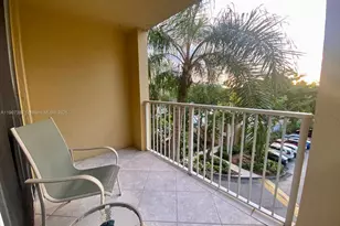 19655 E Country Club Dr, Aventura, FL 33180 - Photo 17