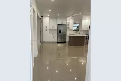 631 NE 171st St, North Miami Beach, FL 33162 - Photo 5