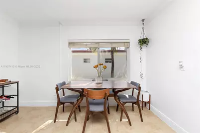 81 Edgewater Dr #203, Coral Gables, FL 33133 - Photo 7