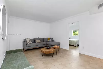 81 Edgewater Dr #203, Coral Gables, FL 33133 - Photo 5