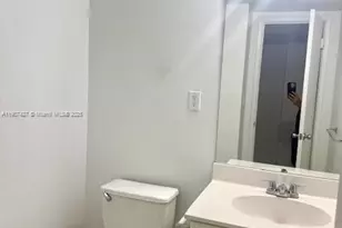 19370 Collins Ave, Sunny Isles Beach, FL 33160 - Photo 15