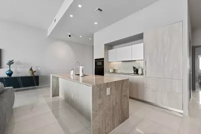 480 NE 31st St #PH5002, Miami, FL 33137 - Photo 5