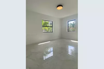 4992 NW 18th Ave #4992, Miami, FL 33142 - Photo 11