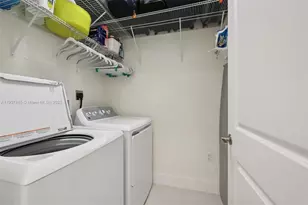 8001 NW 41st St, Doral, FL 33166 - Photo 25