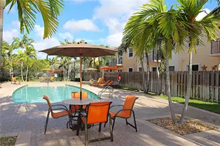 14928 SW 40th St, Miami, FL 33185 - Photo 3