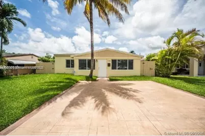 1748 NE 180th St, North Miami Beach, FL 33162 - Photo 11