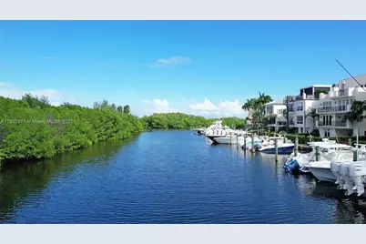 5950 Paradise Point Dr, Palmetto Bay, FL 33157 - Photo 59