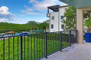 5950 Paradise Point Dr, Palmetto Bay, FL 33157 - Photo 23