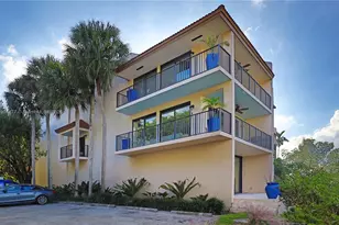 5950 Paradise Point Dr, Palmetto Bay, FL 33157 - Photo 11