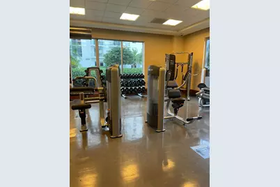 1050 Brickell Ave #2212, Miami, FL 33131 - Photo 13