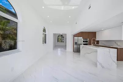 242 Palm Ave, Miami Beach, FL 33139 - Photo 45