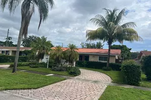 2001 N 41st Ave, Hollywood, FL 33021 - Photo 1