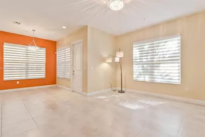 12448 NW 17th Mnr, Pembroke Pines, FL 33028 - Photo 5