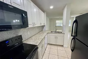 2630 Riverside Dr, Coral Springs, FL 33065 - Photo 11