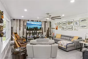 1950 Foxhollow Dr E, Other City - In The State Of Florida, FL 33823 - Photo 19