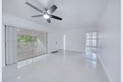 400 Minorca Ave #1, Coral Gables, FL 33134 - Photo 3