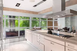 1606 S Bayshore Dr, Miami, FL 33133 - Photo 23