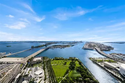 1000 Biscayne Blvd #LPH 4901, Miami, FL 33132 - Photo 3