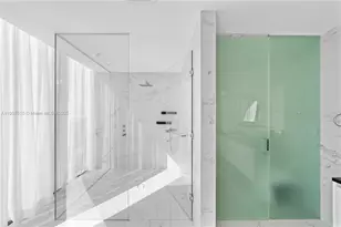 1000 Biscayne Blvd, Miami, FL 33132 - Photo 45