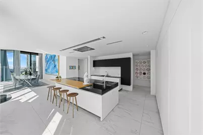 1000 Biscayne Blvd #LPH 4901, Miami, FL 33132 - Photo 31