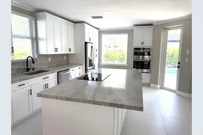 12427 SW 121st Ave, Miami, FL 33186 - Photo 9