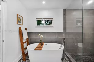 150 NE 50th Terrace, Miami, FL 33137 - Photo 5