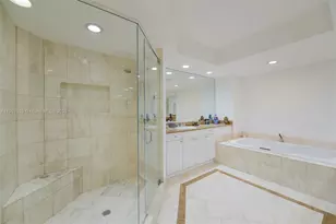 21050 Point Pl, Aventura, FL 33180 - Photo 23
