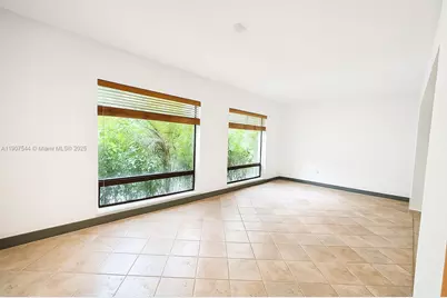 1915 Country Club Prado, Coral Gables, FL 33134 - Photo 3