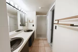 1915 Country Club Prado, Coral Gables, FL 33134 - Photo 15