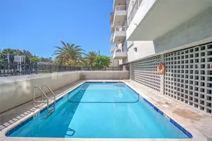 2600 Collins Ave, Miami Beach, FL 33140 - Photo 19