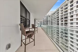 9801 Collins Ave, Bal Harbour, FL 33154 - Photo 23