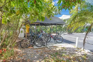 200 Galen Dr, Key Biscayne, FL 33149 - Photo 25