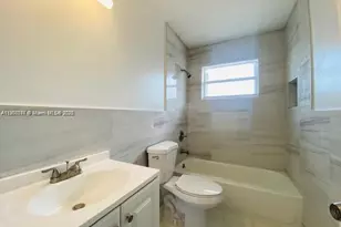 3432 NW 4th St, Miami, FL 33125 - Photo 7