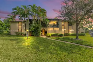 442 Pine Glen Ln, Greenacres, FL 33463 - Photo 1