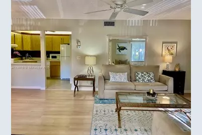 442 Pine Glen Ln #D-2, Greenacres, FL 33463 - Photo 1